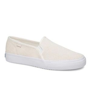 NIB Keds suede cream slip on shoes